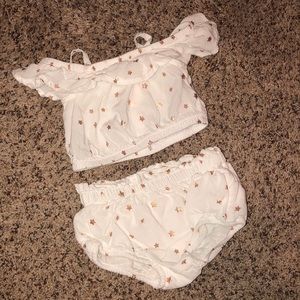 Two piece crop-top Cat & Jack star outfit